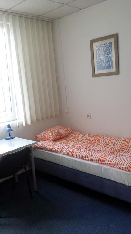 Erasmus House Hostel Warsaw Phòng bức ảnh